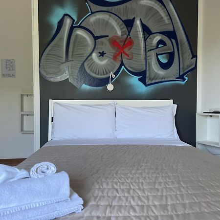 X Hotel Punta Marina Luaran gambar
