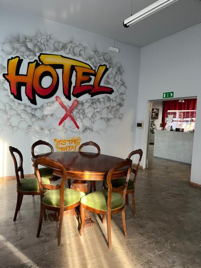 X Hotel Punta Marina Luaran gambar