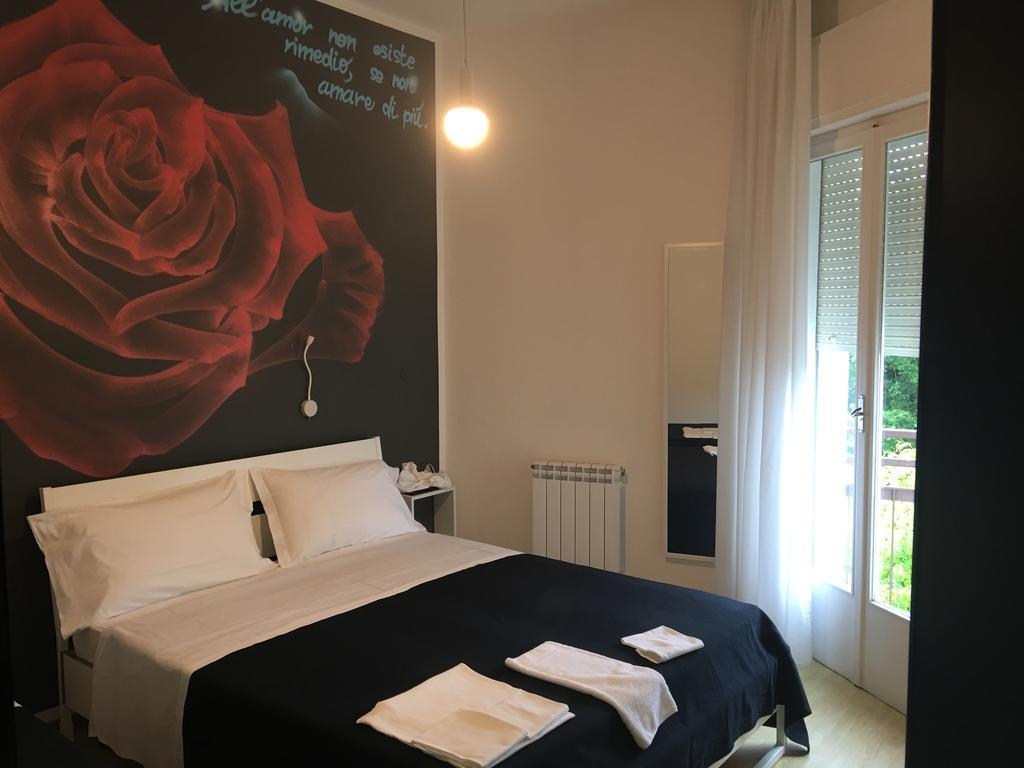 X Hotel Punta Marina Luaran gambar
