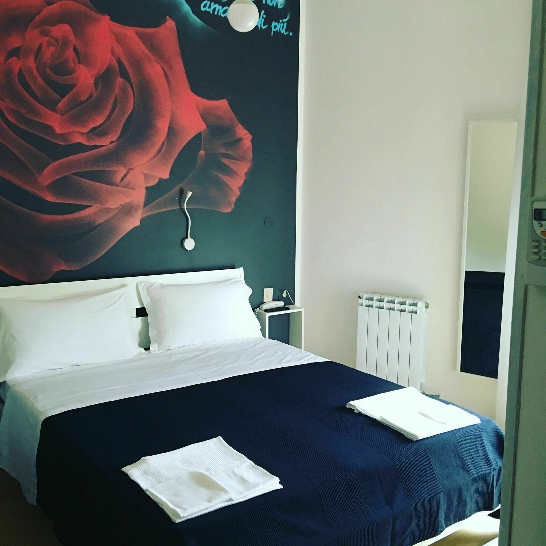 X Hotel Punta Marina Luaran gambar